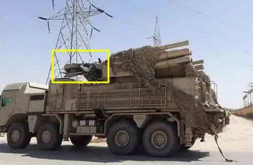 Tổ hợp Pantsir-S1 của UAE với đài radar điều khiển hỏa lực 1RS1-1E bị hư hỏng. Ảnh: Defense Arab.