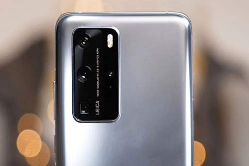 1. Huawei P40 Pro (128 điểm).