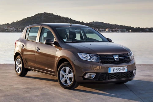 10. Dacia Sandero (doanh số: 610 chiếc).