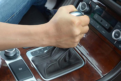 Liệu hộp số sàn còn được trọng dụng trong tương lai?