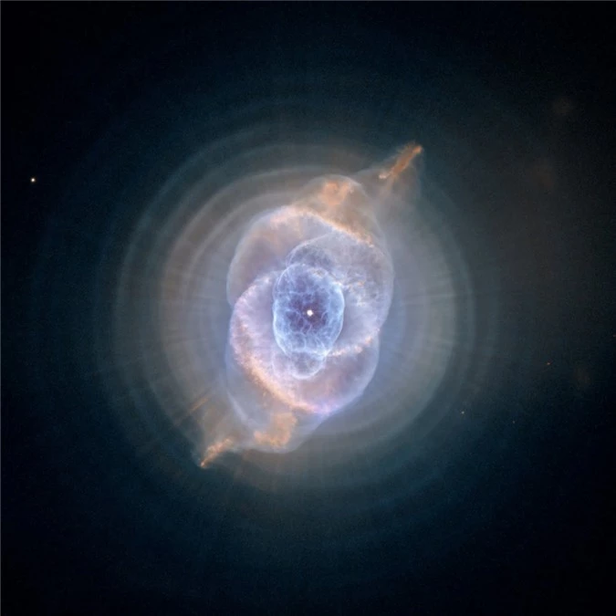 'Mắt thần' Hubble và những bức ảnh vũ trụ ấn tượng nhất 30 năm qua - 6