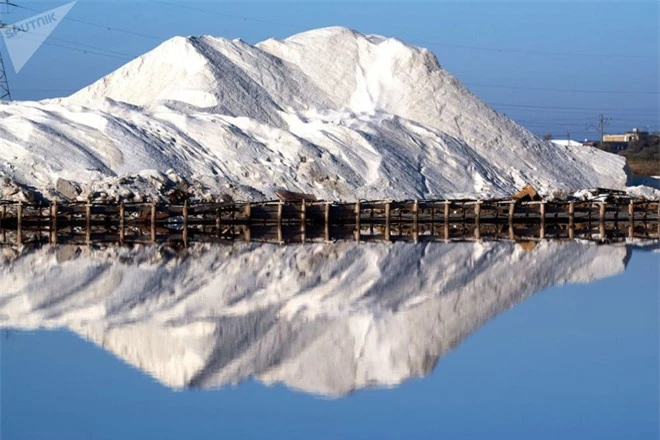 “Săn” muối hồng tại Crimea - Ảnh 4.