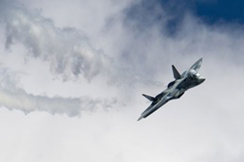 Su-57 Nga thản nhiên bay qua 6 căn cứ Mỹ ở Iraq và Syria