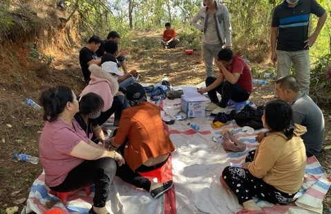 Triệt phá sới bạc giữa đồi thông của các “quý bà”