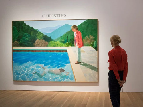 Theo Bloomberg, Geffen sở hữu bộ sưu tập nghệ thuật khổng lồ trị giá 2 tỷ USD. Ông sưu tập tác phẩm của các nghệ sĩ nổi tiếng như, Jackson Pollack, Jasper Johns và David Hockney... Bức tranh đắt giá nhất của ông trị giá 500 triệu USD.