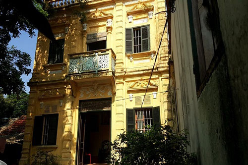 Ngôi làng có 20 căn biệt thự Pháp cổ của các thương gia buôn lụa