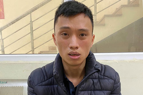 Hà Nội: Nghi án người đàn ông dùng dao đoạt mạng vợ và con trai