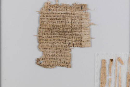 Bí mật về tờ văn tự cổ viết trên giấy cói niên đại 2.000 năm tuổi đã được giải đáp: Hóa ra là chữ bác sĩ