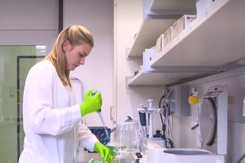 Mỹ đang thử nghiệm ít nhất 14 loại vaccine chống virus SARS-CoV-2