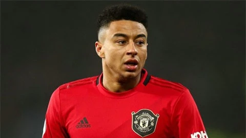 Lingard phải lựa chọn sang 4 đội nhỏ tại Premier League hoặc... dự bị ở M.U