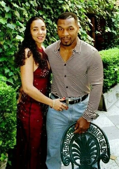 Mike Tyson từng bắt gặp vợ ngoại tình với Brad Pitt - Ảnh 3