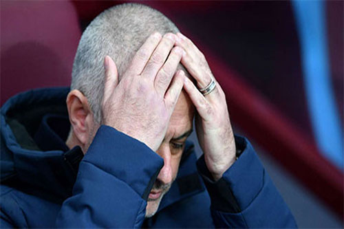 Mourinho tiết lộ lần duy nhất rơi lệ sau một thất bại