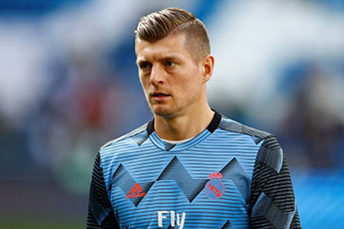 Tương lai đầy bấp bênh của Kroos tại Real