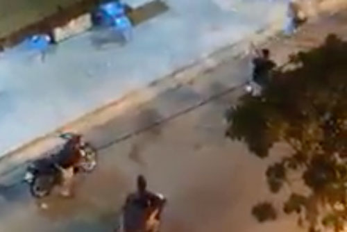 TP.HCM: Hai nhóm hỗn chiến trong đêm, nghi nổ súng làm 2 người bị thương