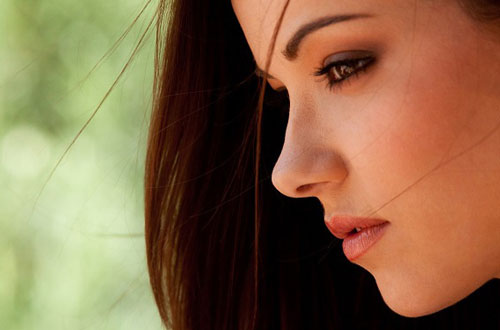 Nghẹn lòng khi vô tình nghe cuộc trò chuyện giữa mẹ chồng và con gái bà