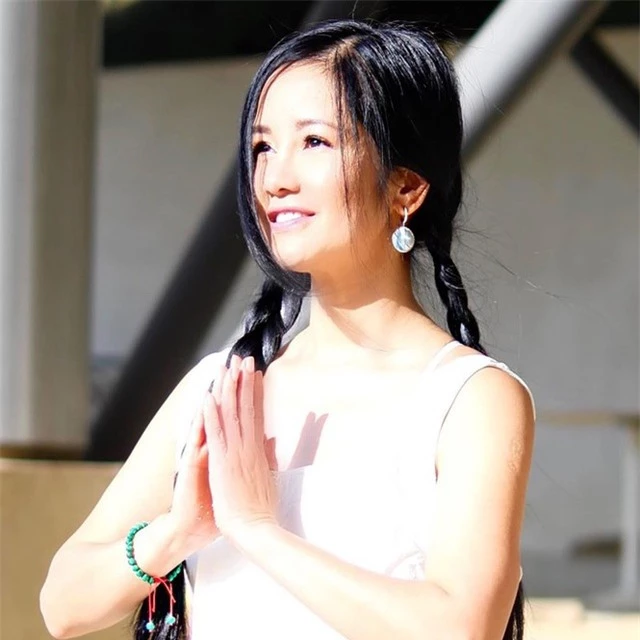 Cuộc sống bình yên của Diva Hồng Nhung cùng cặp song sinh tại biệt thự ở Mỹ - 4