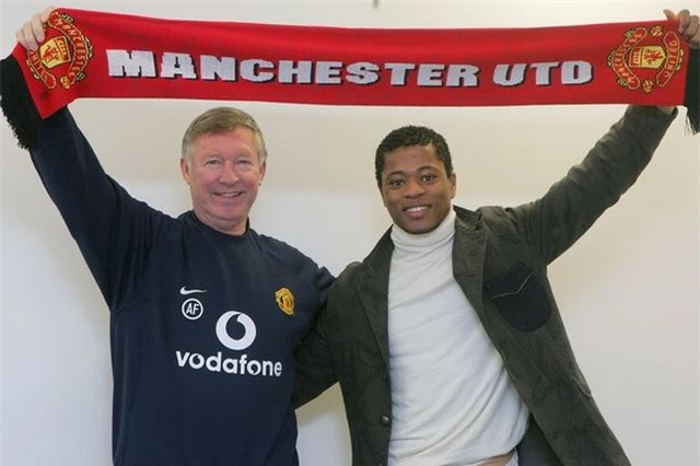 Patrice Evra: “Với Sir Alex Ferguson, chiến thắng là điều bình thường” - 1