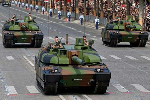 Xe t&#x103;ng Leclerc c&#x1EE7;a Ph&#xE1;p, t&#x1ED1;t h&#x1A1;n c&#x1EA3; M1 Abrams?