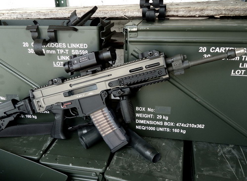 Cộng hòa Séc truyên bố CZ BREN 2 BR là "súng trường tốt nhất thế giới"