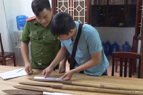 Bình Định: Mâu thuẫn, 2 nhóm thanh niên hẹn nhau ra nghĩa địa nổ súng