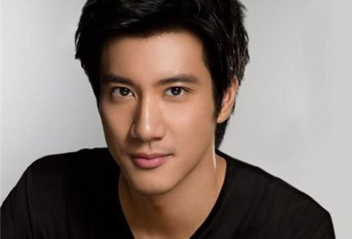 Tướng mặt của người thông minh, tài giỏi, sinh ra đã có số làm lãnh đạo