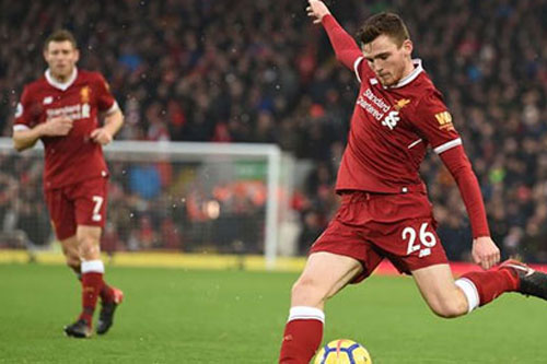 Robertson trở thành báu vật của Liverpool nhờ có bàn chân dị biệt