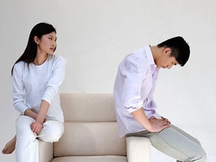 Suy sụp khi vợ ngoại tình và có con với sếp