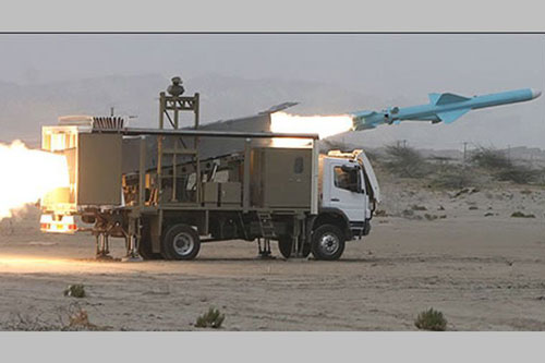 Tên lửa diệt hạm Trung Quốc trong biên chế Iran có thể gây nguy hiểm cho tàu chiến Mỹ