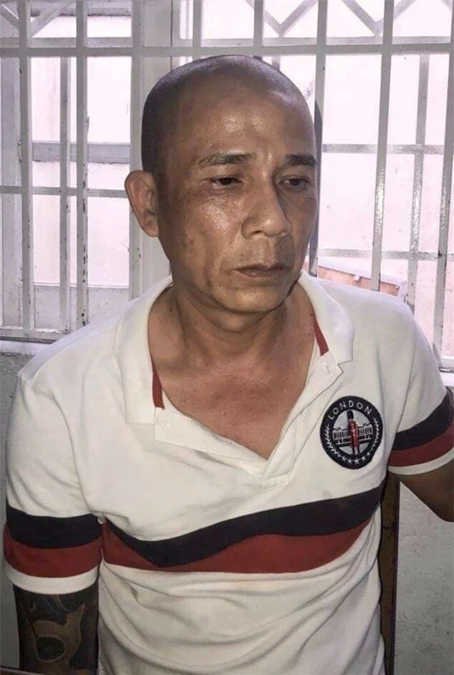 Bắt đối tượng cầm đầu băng nhóm bảo kê thu mua hải sản - 1 Bắt đối tượng cầm đầu băng nhóm bảo kê thu mua hải sản - 1