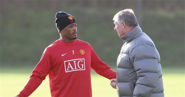 HLV Ferguson từng từ chối để Evra gia nhập Real Madrid - 2 HLV Ferguson từng từ chối để Evra gia nhập Real Madrid - 2