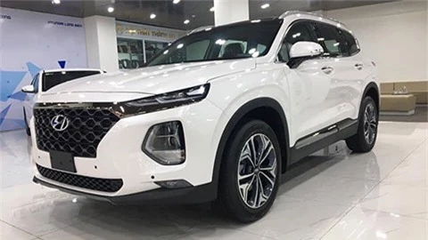 Hyundai Santa Fe, Honda CR-V, Mazda CX-8 lọt top xe giảm giá mạnh nhất