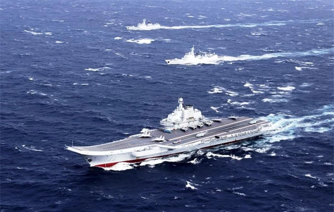 Mỹ còn con bài tẩy gì để hủy diệt hạm đội tàu sân bay Trung Quốc ở Tây Thái Bình Dương? - Ảnh 1. Mỹ còn con bài tẩy gì để hủy diệt hạm đội tàu sân bay Trung Quốc ở Tây Thái Bình Dương? - Ảnh 1.