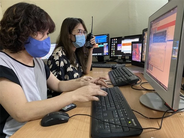 Sau 15 năm, Ai là triệu phú lần đầu xuất hiện những “nhà thông thái” - Ảnh 10. Sau 15 năm, Ai là triệu phú lần đầu xuất hiện những “nhà thông thái” - Ảnh 10.