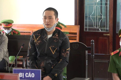 Bị cáo Lô Văn Sửu tại phiên tòa. Bị cáo Lô Văn Sửu tại phiên tòa.