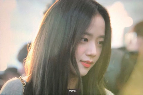 Ji Soo (Black Pink): Không chỉ sở hữu nhiều bản hit, Black Pink còn nổi tiếng là nhóm nhạc “không có lỗ hổng nhan sắc”. Không được đánh giá cao về tài năng như các thành viên khác song vẻ đẹp của chị cả Ji Soo đã thu hút sự chú ý của đông đảo khán giả. Ji Soo (Black Pink): Không chỉ sở hữu nhiều bản hit, Black Pink còn nổi tiếng là nhóm nhạc “không có lỗ hổng nhan sắc”. Không được đánh giá cao về tài năng như các thành viên khác song vẻ đẹp của chị cả Ji Soo đã thu hút sự chú ý của đông đảo khán giả.