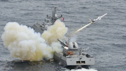 Hàn Quốc đang lên kế hoạch tăng cường hiệu suất của tên lửa chống hạm SSM-700K Haeseong (C-Star). Ảnh: RoKN