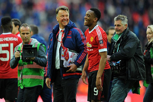 Martial chứng tỏ xứng đáng với “số 9” của Man Utd