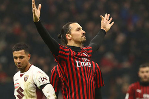 Milan muốn "giữ chân" Ibrahimovic