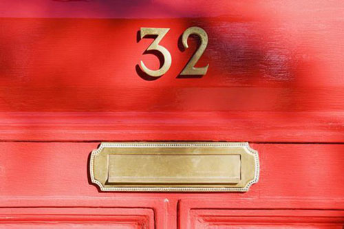 Muốn "đón" thần Tài về nhà nhớ lau sạch chỗ này trước cổng để tài lộc chiếu rọi, may mắn hưởng trọn đời