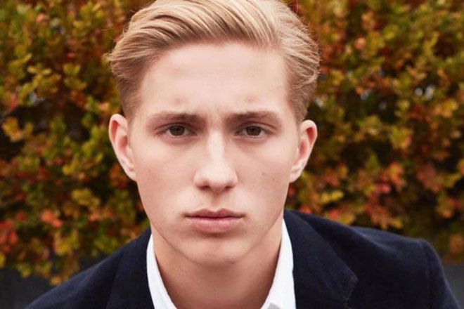 Hoàng tử Hy Lạp 21 tuổi độc thân, đa tài, kế vị ngai vàng tương lai