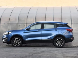 SUV động cơ tăng áp, giá rẻ ‘giật mình’