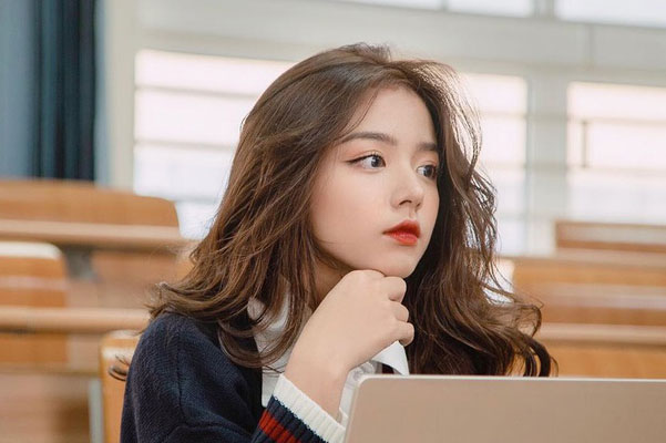 Dàn hot girl 10X có nhan sắc 'cân' cả mặt mộc, camera thường