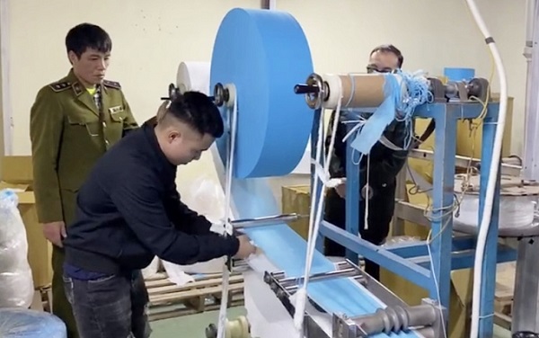 Hỏa tốc yêu cầu kiểm tra NK dây chuyền, thiết bị lạc hậu sản xuất khẩu trang