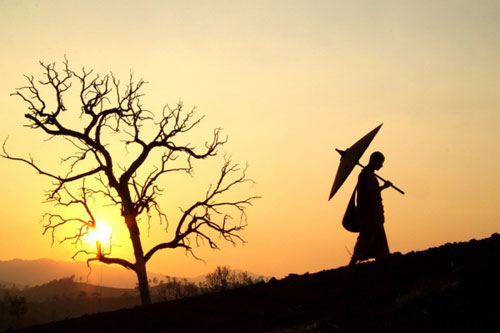 Ở đời, người khôn hay dại nhìn vào 6 cách nói chuyện này là biết 