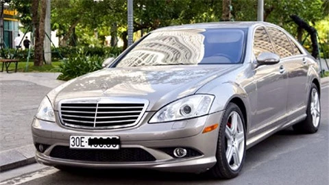 Choáng với Mercedes S550 đẹp mê ly, giá chỉ ngang Honda Civic, Mazda 3