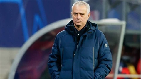 'Mourinho sẽ bị sa thải nếu khởi đầu tệ hại mùa giải tới'