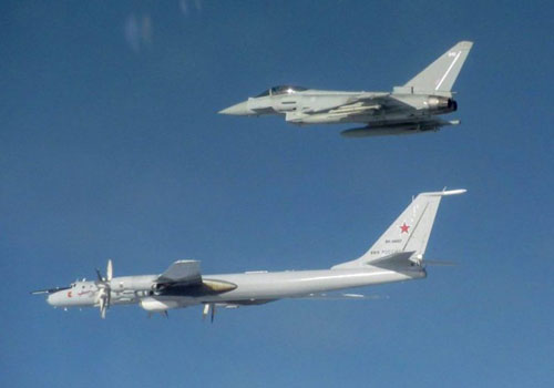 Không quân và hải quân Anh có hành động "uy hiếp nghiêm trọng" đối với Nga?