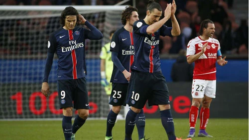 Ibrahimovic và Edinson Cavani có mối quan hệ chẳng mấy tốt đẹp khi còn cùng khoác áo Paris Saint-Germain
