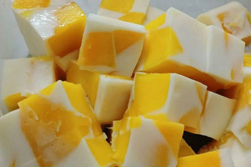 Cách làm thạch xoài tráng miệng không cần lò nướng