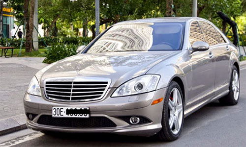 Choáng với Mercedes S550 đẹp mê ly, giá chỉ ngang Honda Civic, Mazda 3